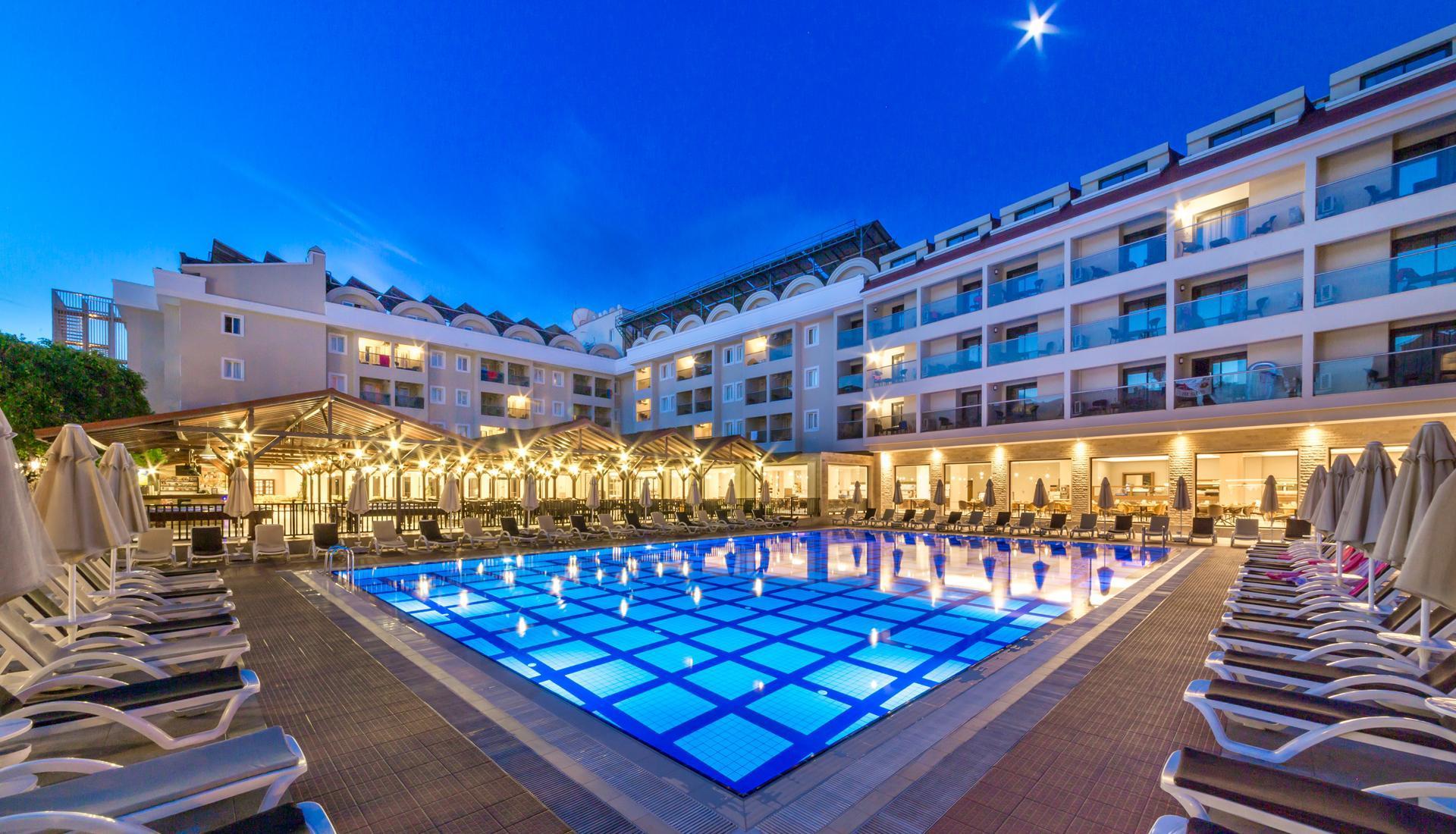 Julian Club Hotel Marmaris Esterno foto