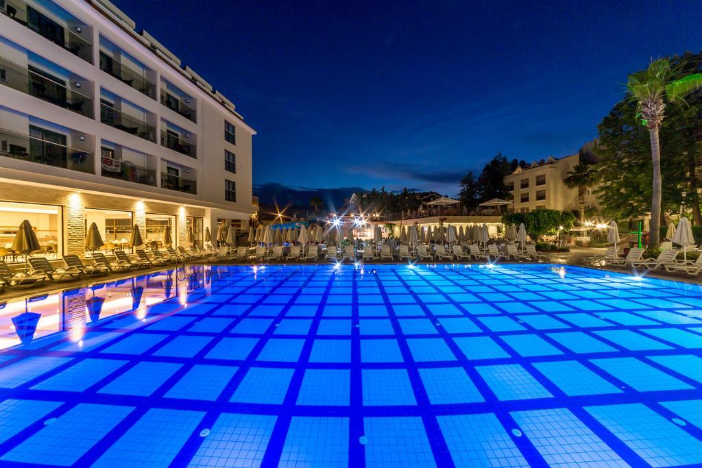 Julian Club Hotel Marmaris Esterno foto