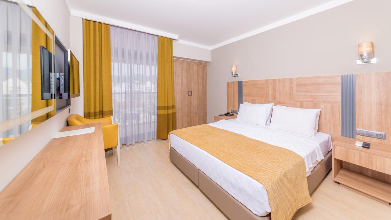 Julian Club Hotel Marmaris Esterno foto